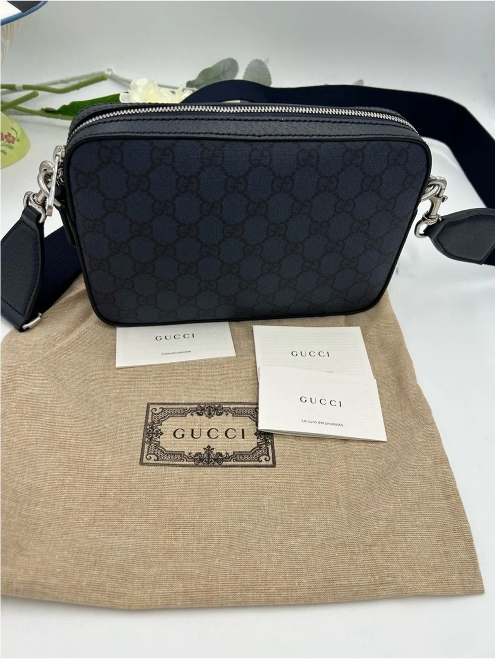 Unisex Gucci black/Navy GG Ophelia Supreme Camera Bag - Picture 3 of 11